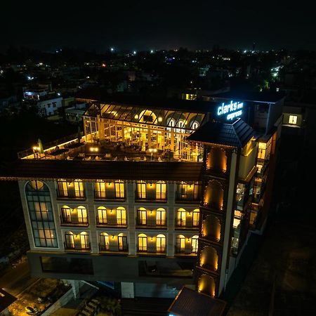 Clarks Inn Express, Rishīkesh Exterior foto